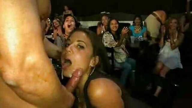 NAHÉ :  Rocco Siffredi nguji ambane bokong bocah enom iki Cool porno film 