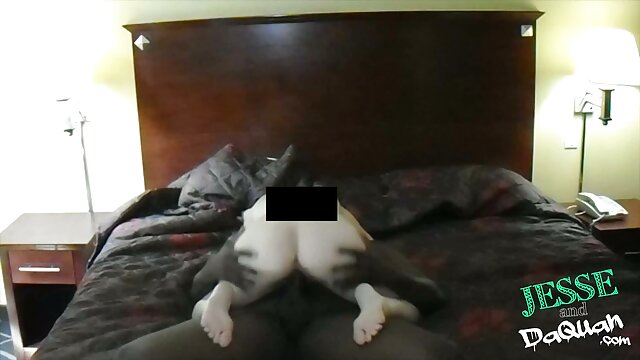 NAHÉ :  Ebony handyman kawin pucet cah wadon kang nyenyet pus ing sun lounger Cool porno film 