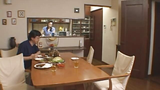 NAHÉ :  Pasangan ebony enom wis tunangan ing kantor dokter Cool porno film 