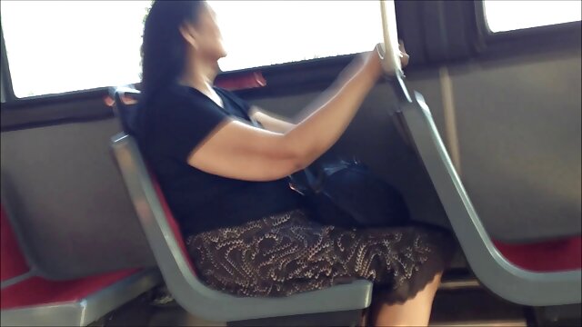 NAHÉ :  Bocah-bocah wadon diwulang dening wong ireng carane duwe wong telu bebarengan ing cara tengen Cool porno film 