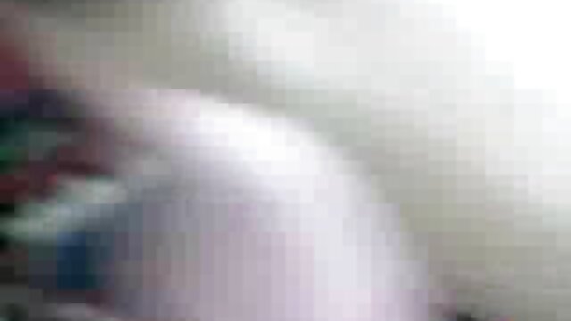 NAHÉ :  Mischievous lesbian kanca gawe marem pussies ing kursi mburi Cool porno film 