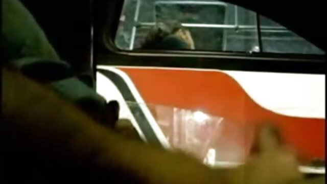 NAHÉ :  Loro nggantheng Ladies njaluk bajingan dening nggantheng aktor saru Cool porno film 
