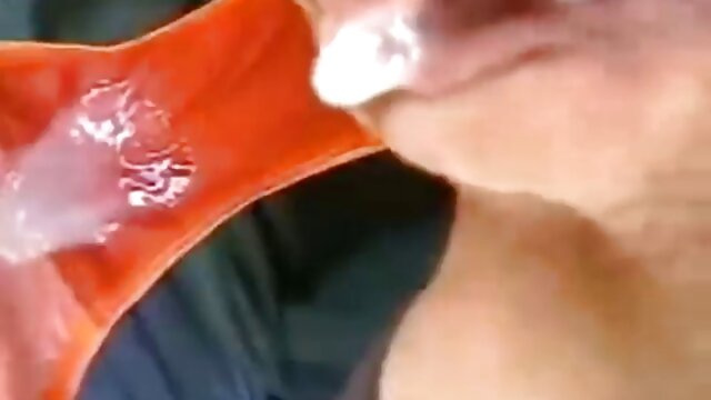 NAHÉ :  Bocah-bocah wadon lan wong lanang sing napsu laku jinis kelompok ing rong kursi abang Cool porno film 