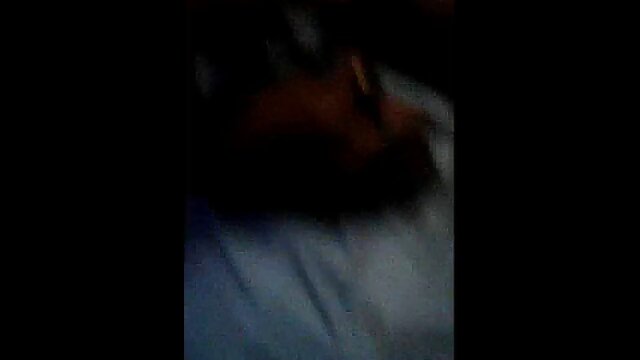 NAHÉ :  Langsing ebony teen bakal kabungkus dening kandang jaran saka dating situs Cool porno film 