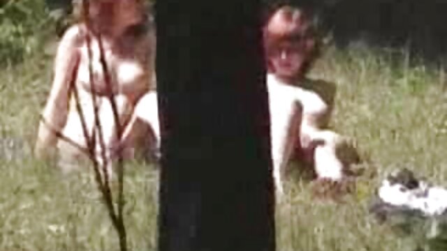 NAHÉ :  The harlot enom lagi numpes dening loro uga Hung blokes Cool porno film 